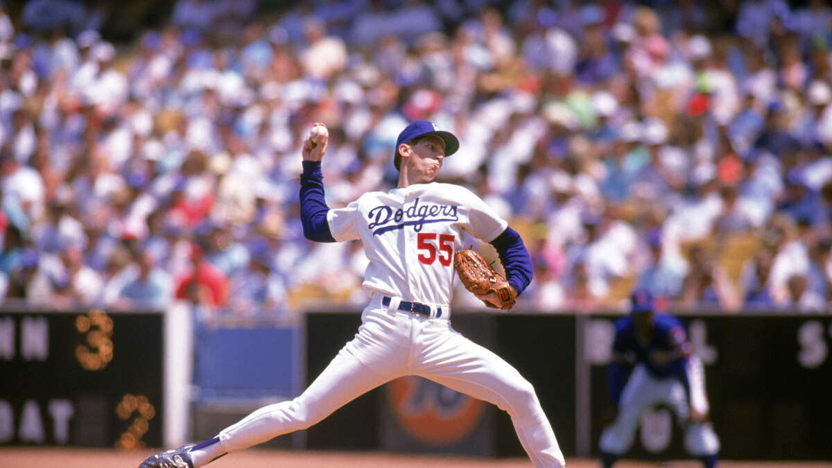 Dodger great, Orel Hershiser speaks at Hot Stove Dinner