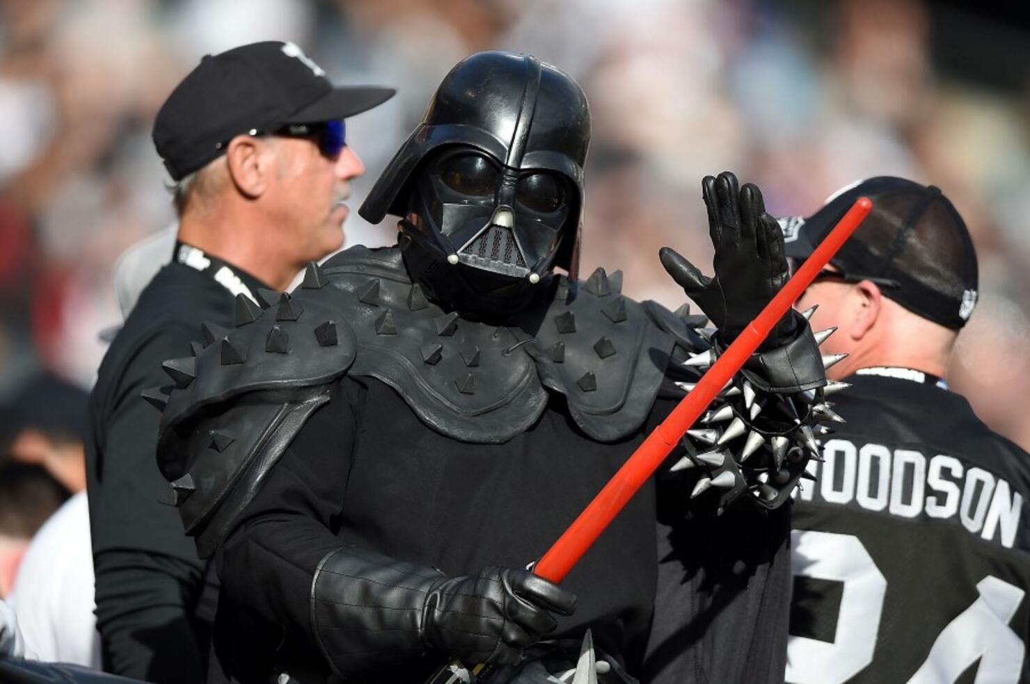 Buffalo Bills v Oakland Raiders