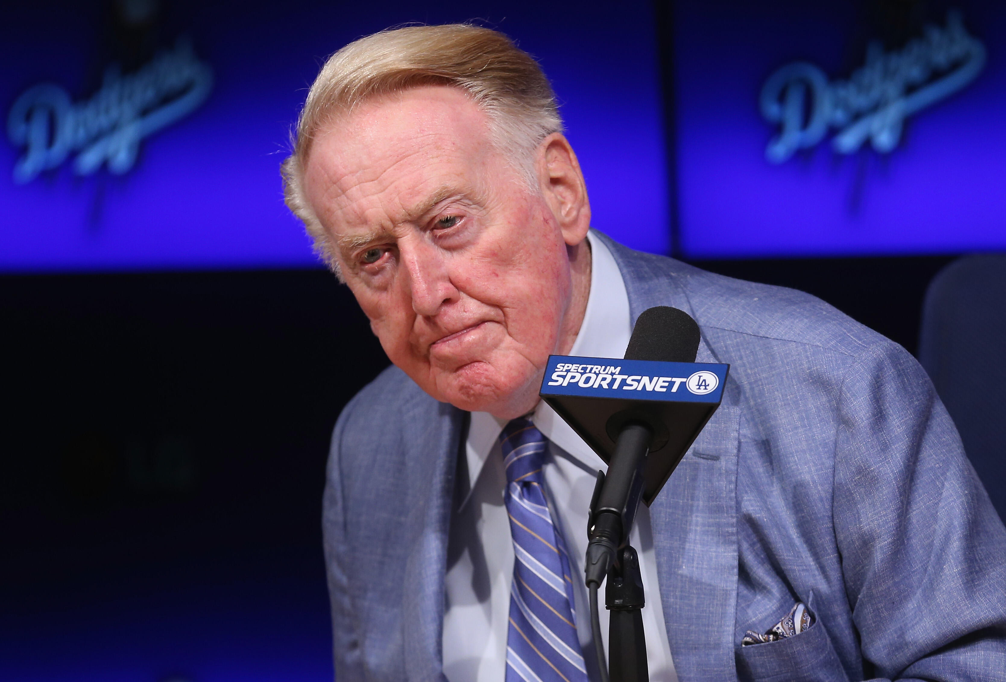 LOS ANGELES, CALIFORNIA - SEPTEMBER 24:  Long time Los Angeles Dodgers announcer Vin Scully listens to a question at a press conference discussing his career upcoming retirement at Dodger Stadium on September 24, 2016 in Los Angeles, California.  (Photo b
