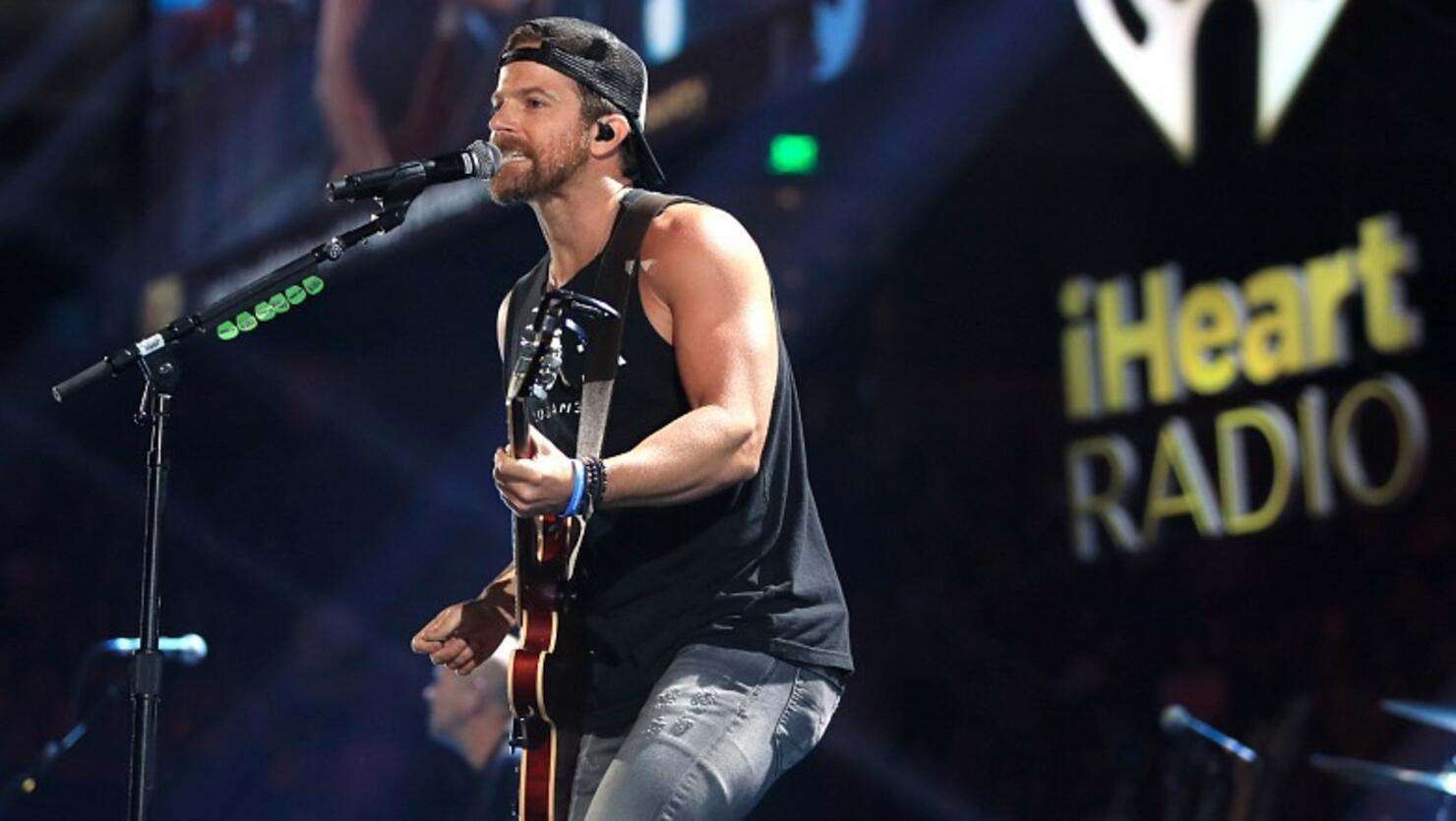 Twitter Can't Stop Talking About How Jacked Kip Moore Looked At