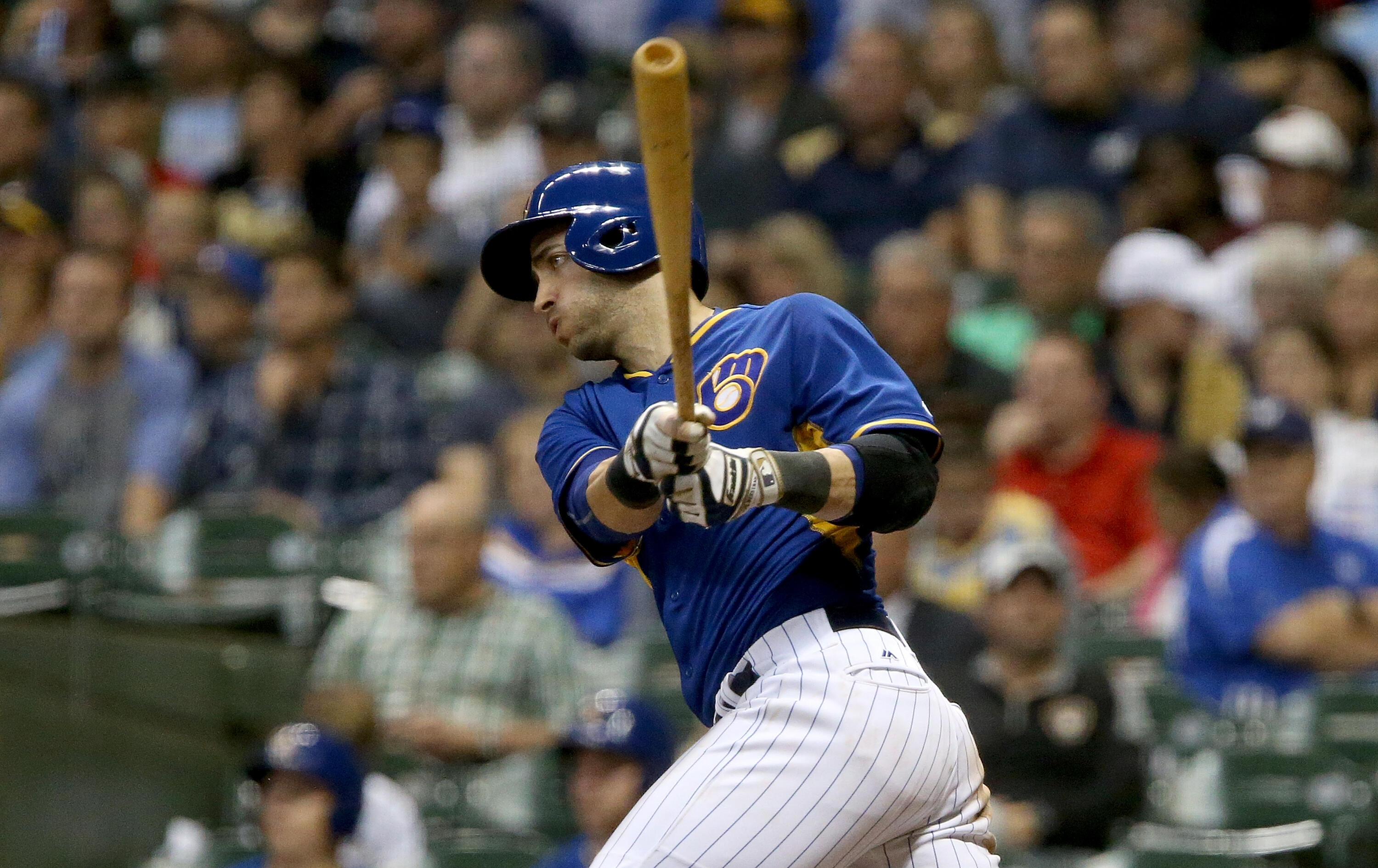 MILWAUKEE, WI - SEPTEMBER 23:  Ryan Braun #8 of the Milwaukee Brewers hits a single in the seventh inning against the Cincinnati Reds at Miller Park on September 23, 2016 in Milwaukee, Wisconsin. (Photo by Dylan Buell/Getty Images)