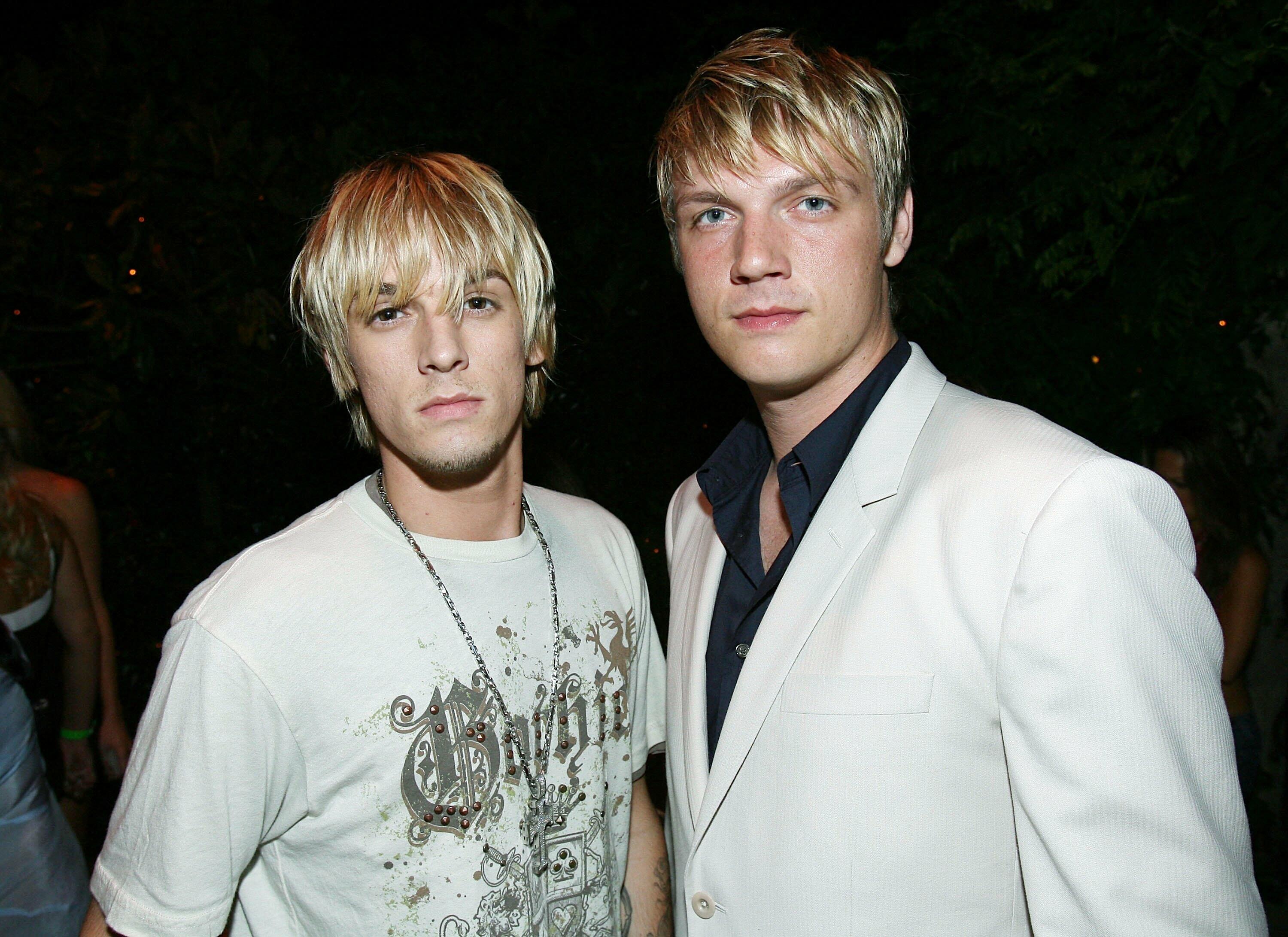 LOS ANGELES, CA - JULY 11:  Singers Aaron Carter (L) and Nick Carter (R) attend the Celebrity Locker Room 