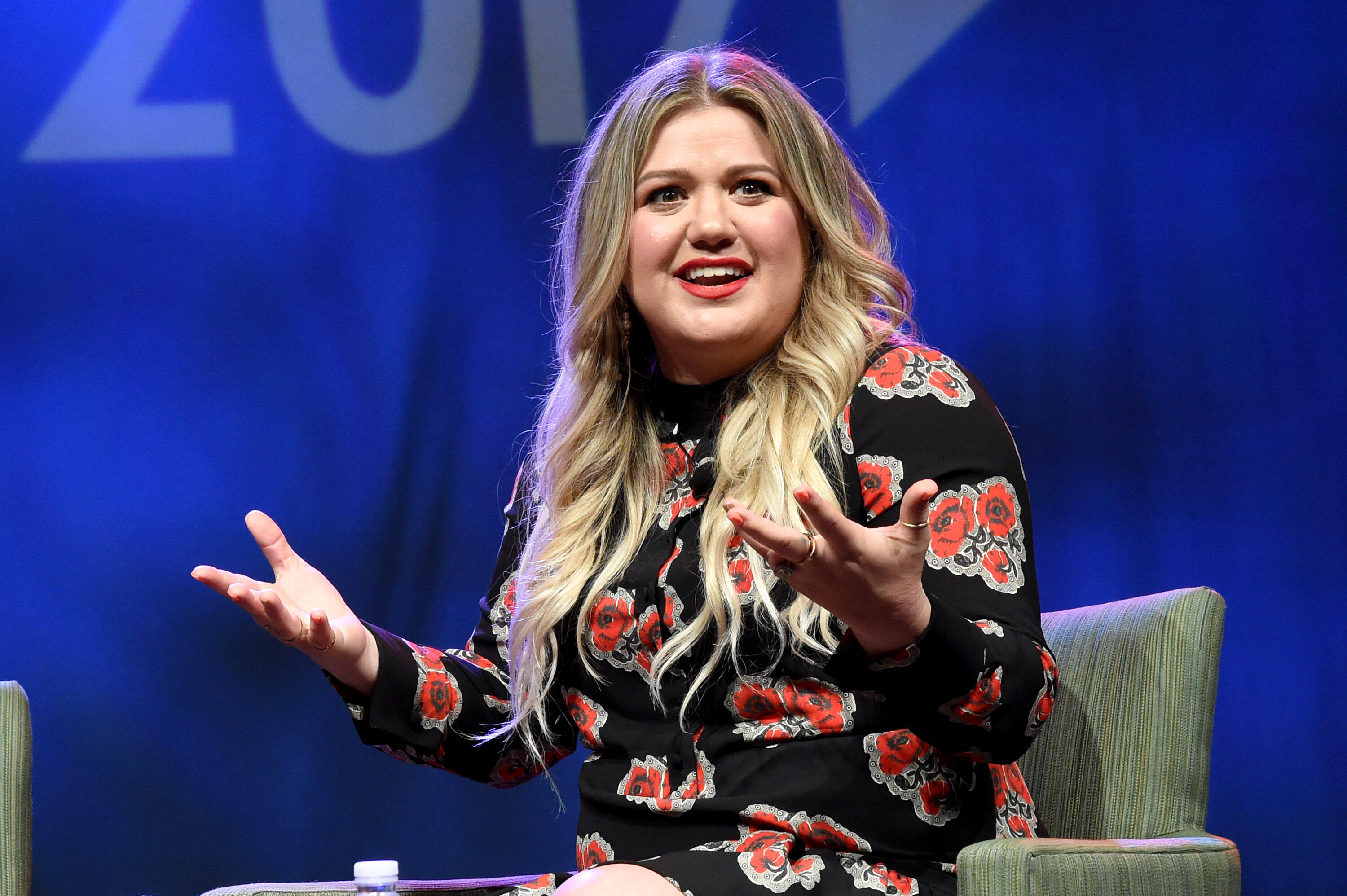 NASHVILLE, TN - MAY 16:  Singer-songwriter Kelly Clarkson speaks on the the Featured Presentation: Music's Leading Ladies Speak Out panel powered by Nielsen Music during Music Biz 2017 at Renaissance Nashville Hotel on May 16, 2017 in Nashville, Tennessee