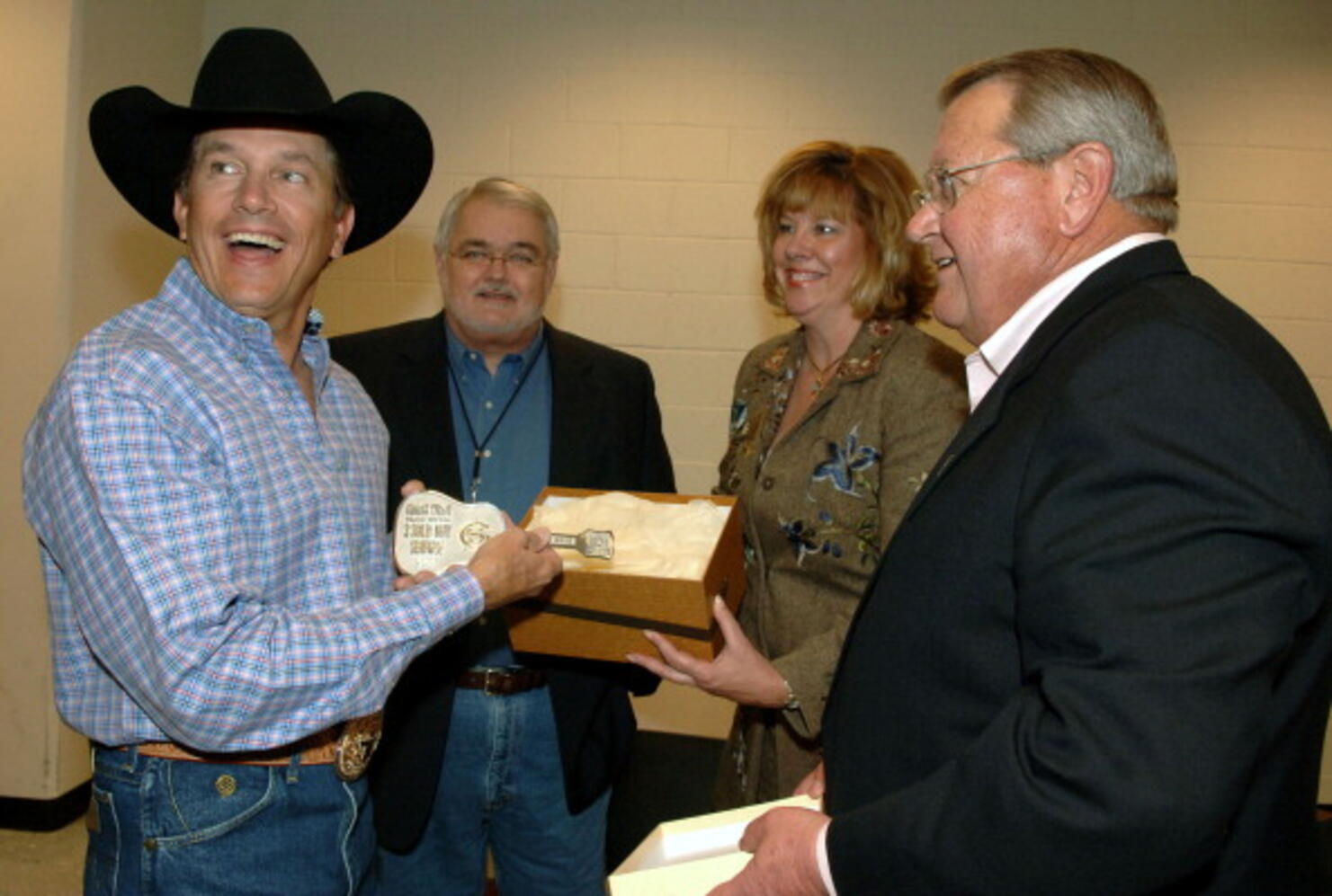 George Strait in Concert at The Arena at Gwinnett Center in Duluth - February 24, 2006