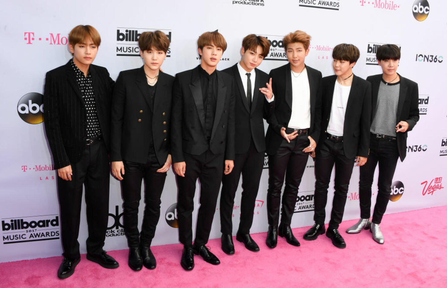 Gucci - Winners of Top Social Artist at the BBMAs group BTS