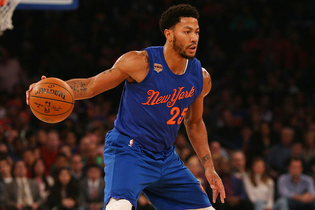 NEW YORK, NY - DECEMBER 25:  Derrick Rose #25 of the New York Knicks dribbles the ball against the Boston Celtics at Madison Square Garden on December 25, 2016 in New York City. NOTE TO USER: User expressly acknowledges and agrees that, by downloading and or using this photograph, User is consenting to the terms and conditions of the Getty Images License Agreement.  (Photo by Mike Stobe/Getty Images)