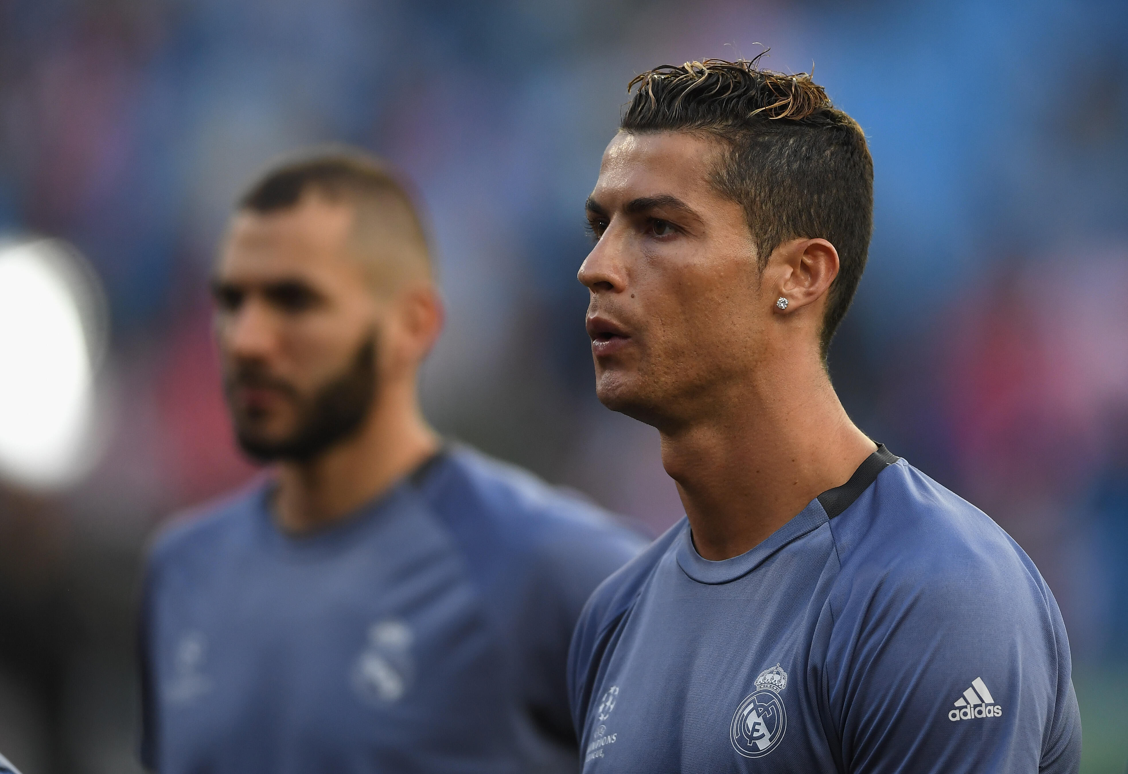MADRID, SPAIN - MAY 10:  Cristiano Ronaldo of Real Madrid looks on prior to the UEFA Champions League Semi Final second leg match between Club Atletico de Madrid and Real Madrid CF at Vicente Calderon Stadium on May 10, 2017 in Madrid, Spain.  (Photo by L