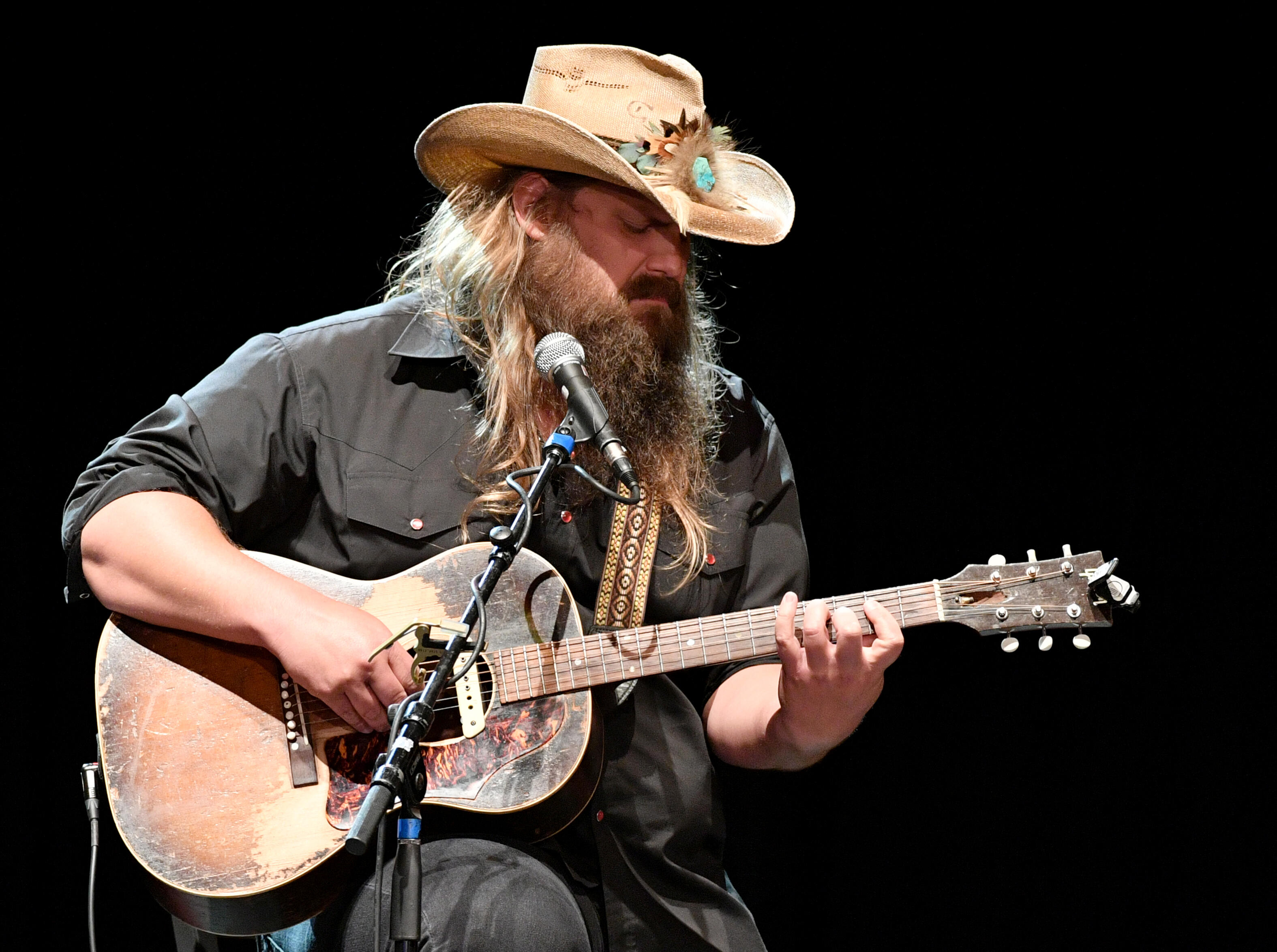 Chris stapleton deals new song