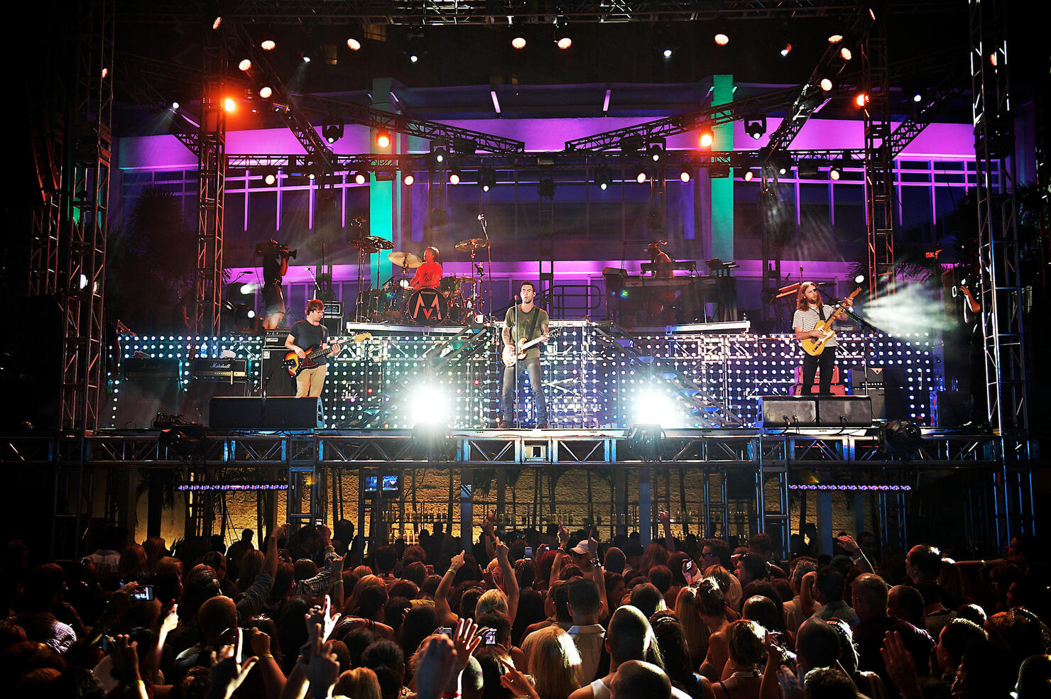 2012: Maroon 5