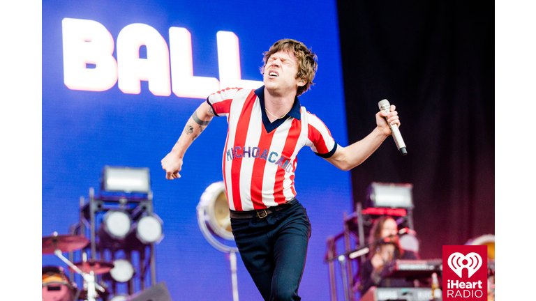 Cage the Elephant