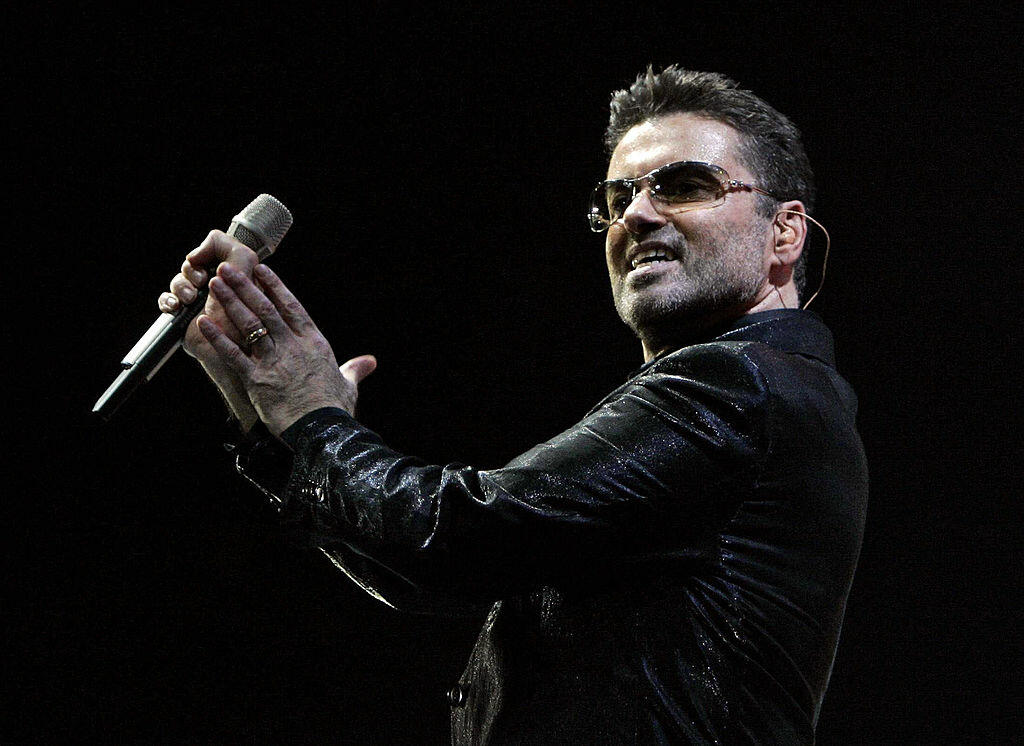 Barcelona, SPAIN:  British pop star George Michael performs on stage of the Palau Sant Jordi in Barcelona 23 September 2006. AFP PHOTO/ CESAR RANGEL  (Photo credit should read CESAR RANGEL/AFP/Getty Images)