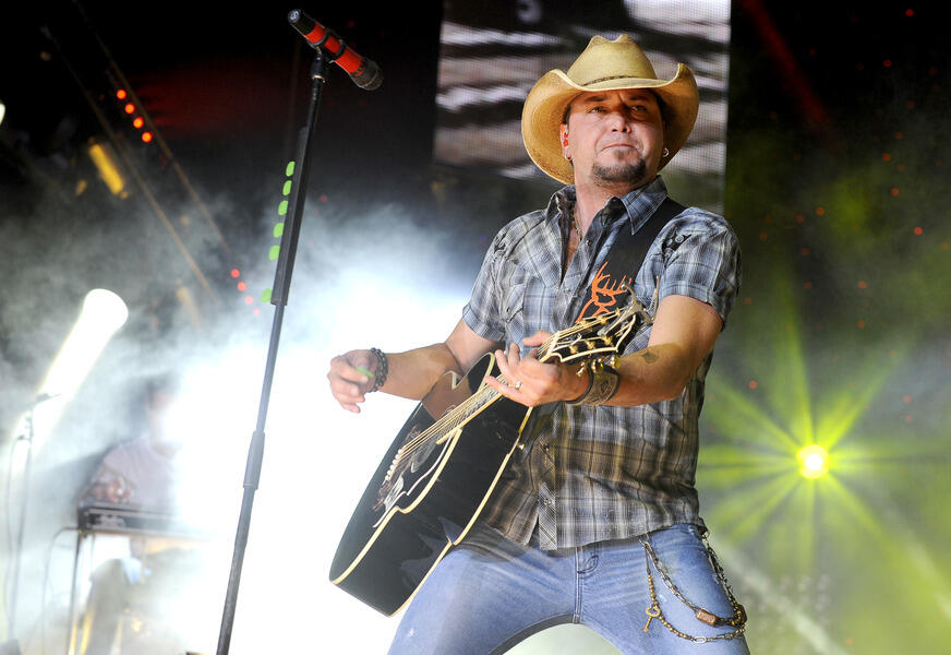 WHEATLAND, CA - SEPTEMBER 27: Jason Aldean performs part of his My Kinda Party Tour at Sleep Train Amphitheatre on September 27, 2012 in Wheatland, California. (Photo by Tim Mosenfelder/Getty Images)