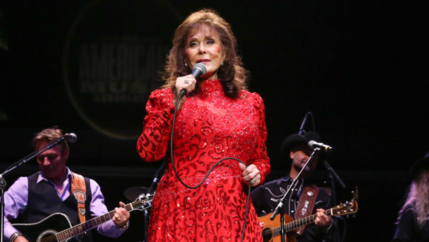 Loretta Lynn Cancels More Shows Iheart 