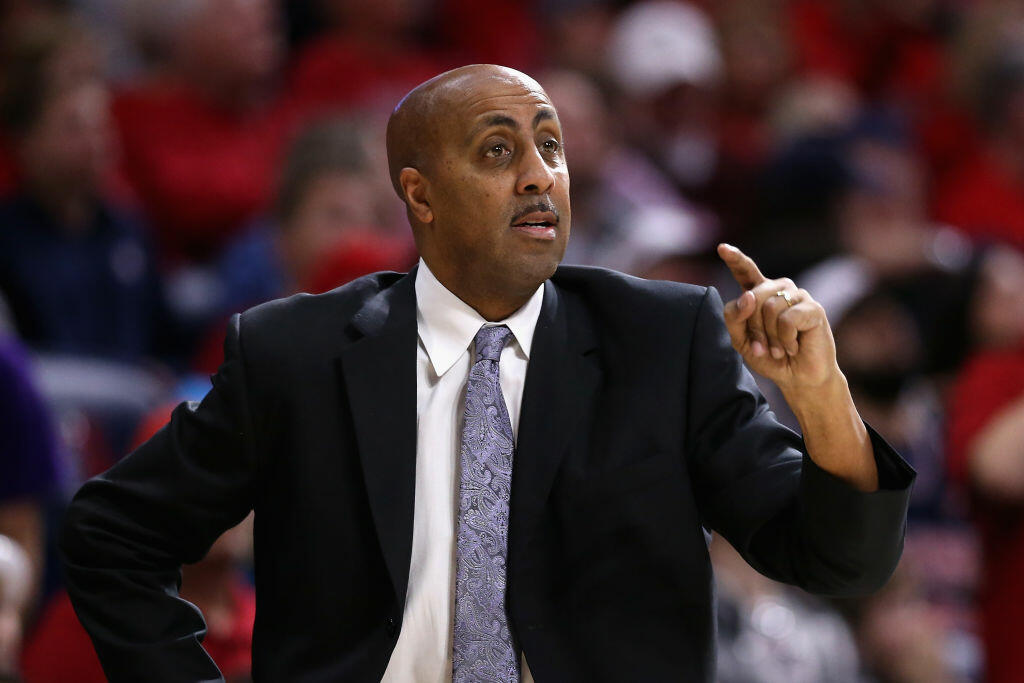 TUCSON, AZ - JANUARY 29:  Head coach Lorenzo Romar of the Washington Huskies reacts during the first half of the college basketball game against the Arizona Wildcats at McKale Center on January 29, 2017 in Tucson, Arizona.  (Photo by Christian Petersen/Getty Images)