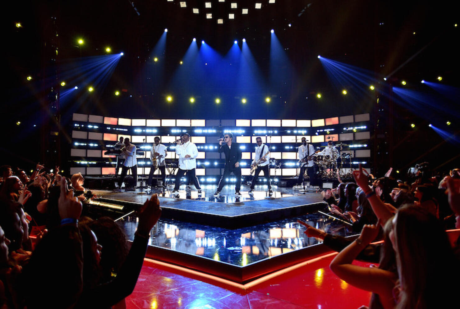 iHeartRadio Music Awards - Show