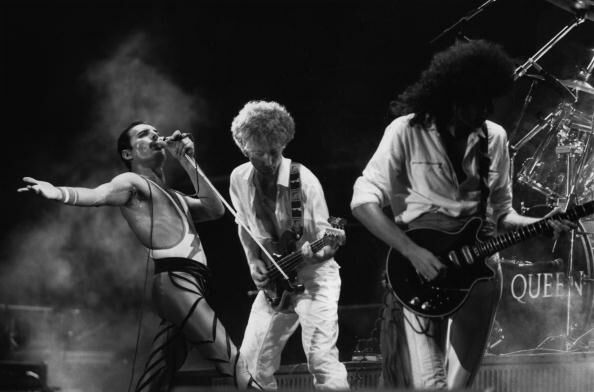 Queen Live