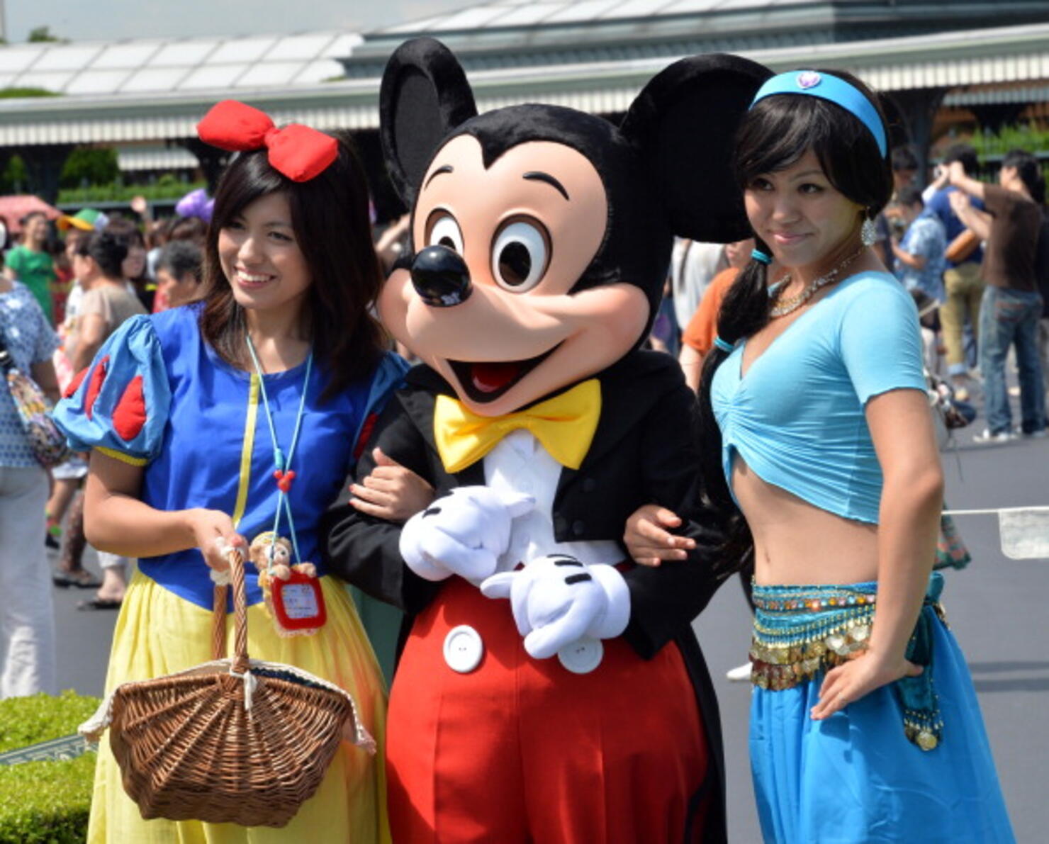JAPAN-ENTERTAINMENT-DISNEY-HALLOWEEN