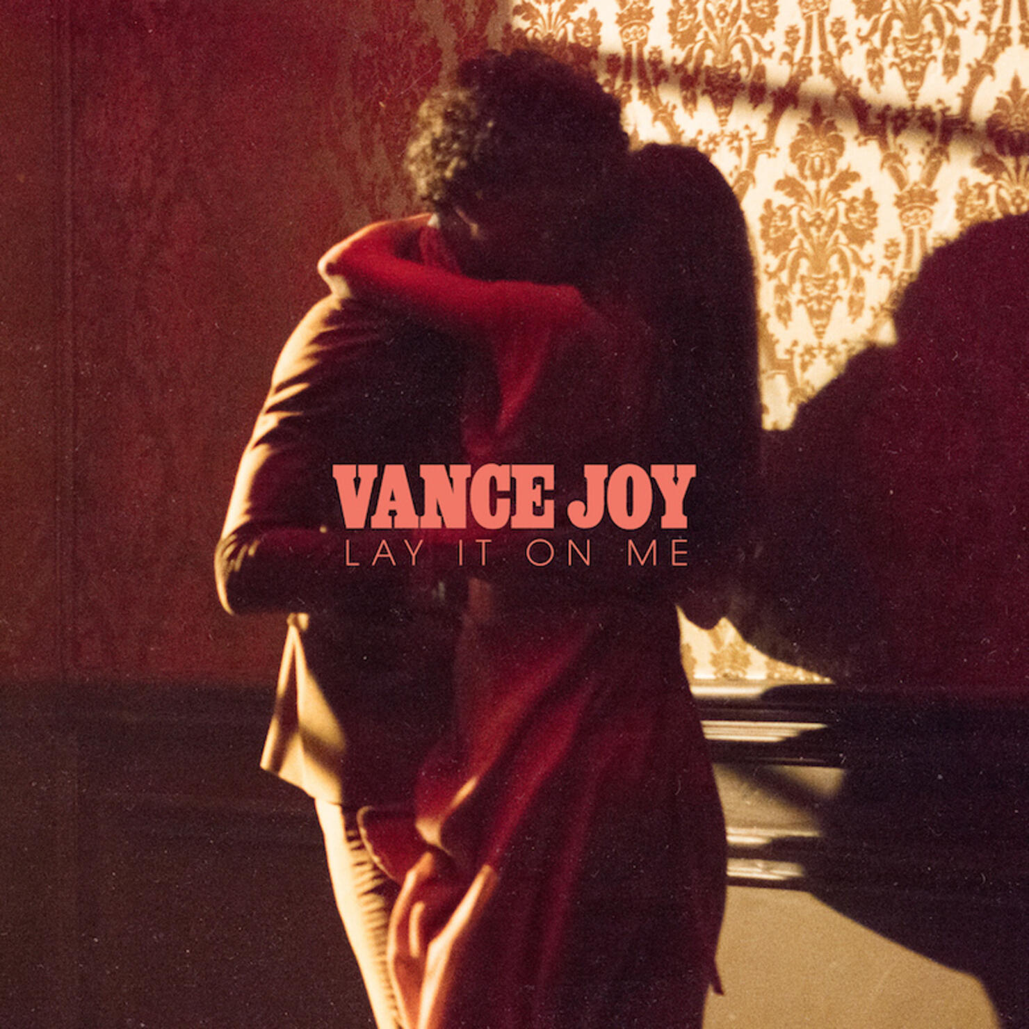 Песня lay love. Lay обложка. Vance Joy Riptide обложка. Vance Joy фотоальбома.э. Постеры музыкальных альбомов Vance Joy.