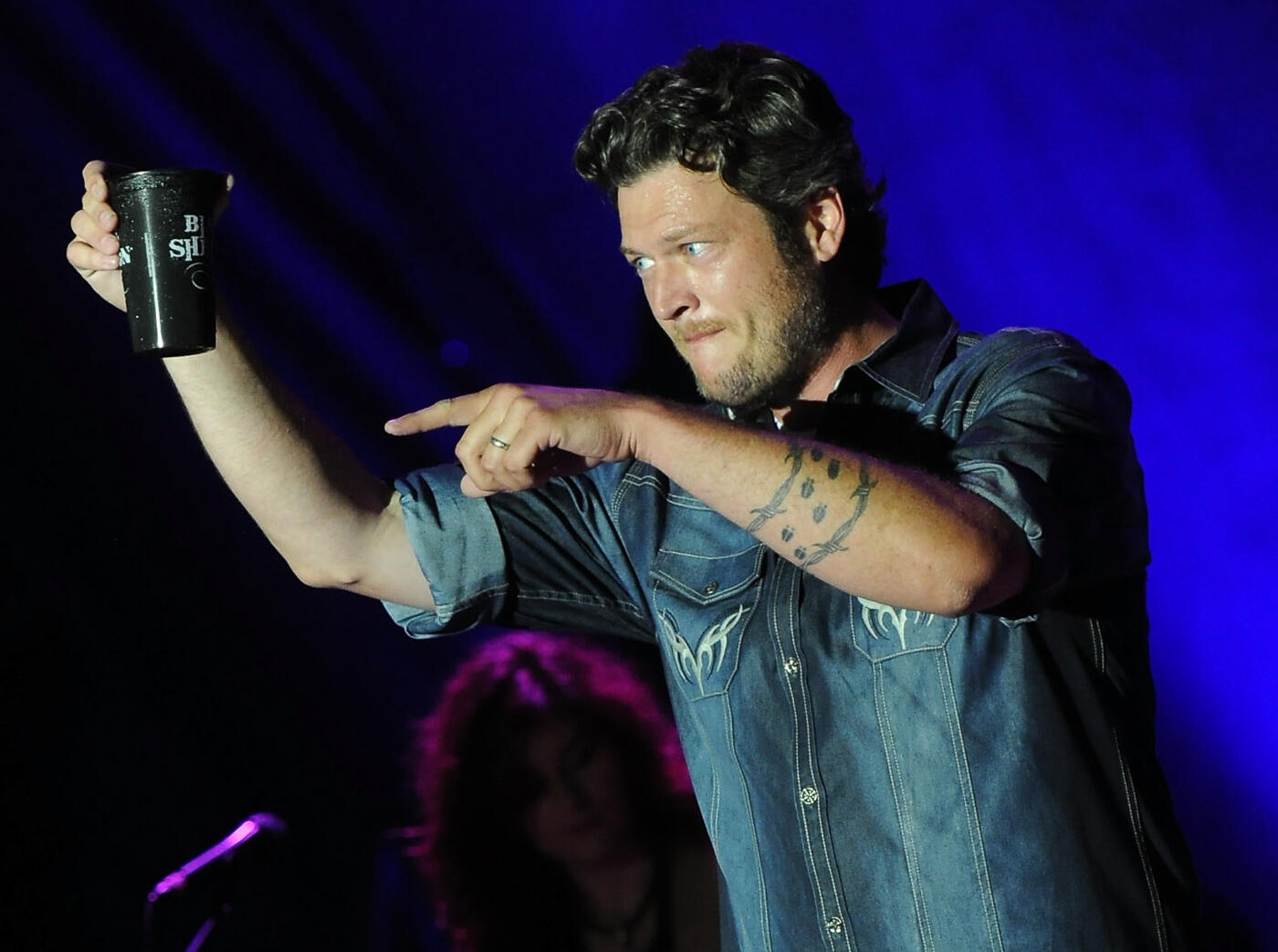 TWIN LAKES, WI - JULY 21:  Singer/Songwriter Blake Shelton performs at Country Thunder - Day 3 on July 21, 2012 in Twin Lakes, Wisconsin.  (Photo by Rick Diamond/Getty Images for Country Thunder)