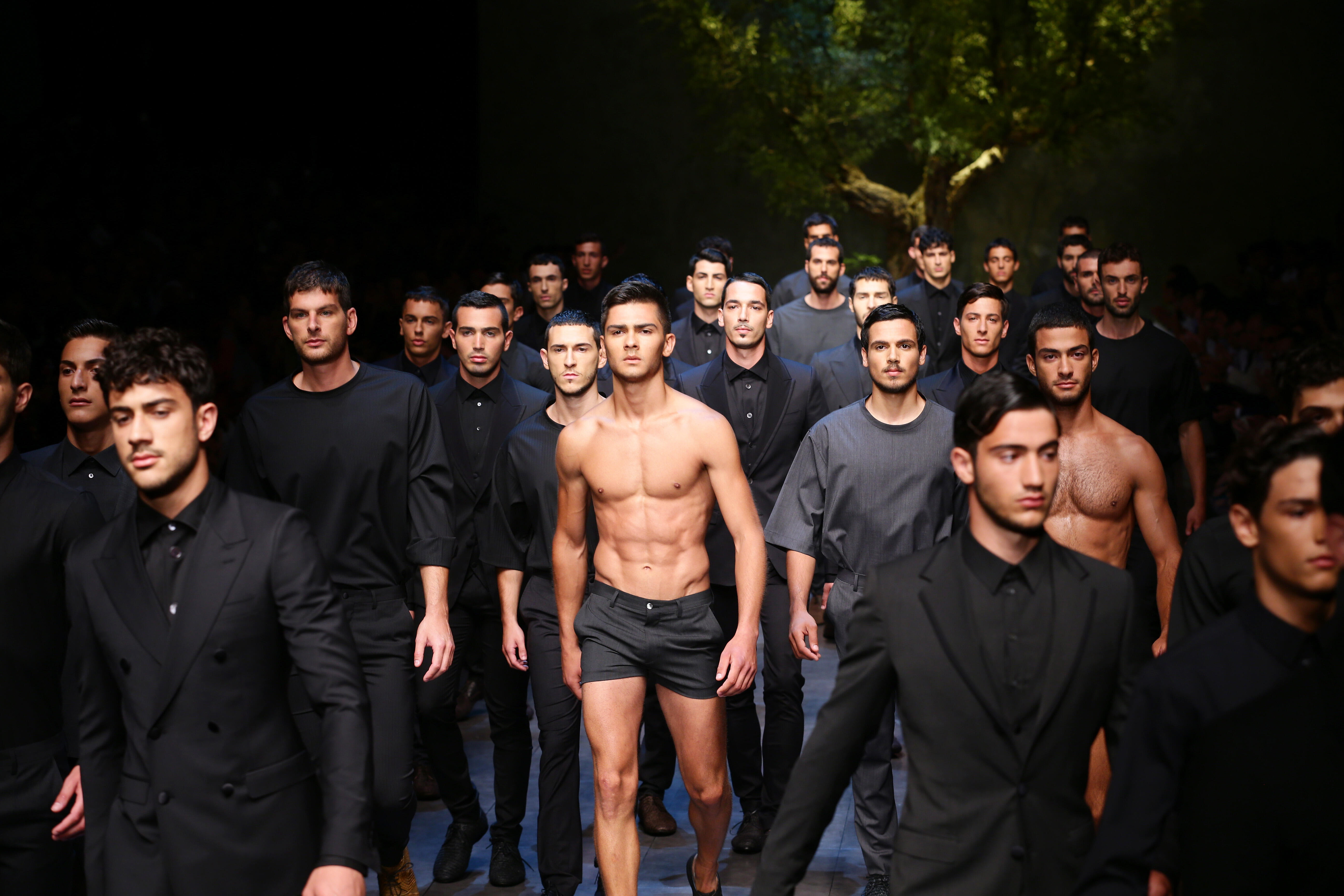 MILAN, ITALY - JUNE 22:  Models walk the runway at the Dolce & Gabbana show during Milan Menswear Fashion Week Spring Summer 2014 on June 22, 2013 in Milan, Italy.  (Photo by Vittorio Zunino Celotto/Getty Images)