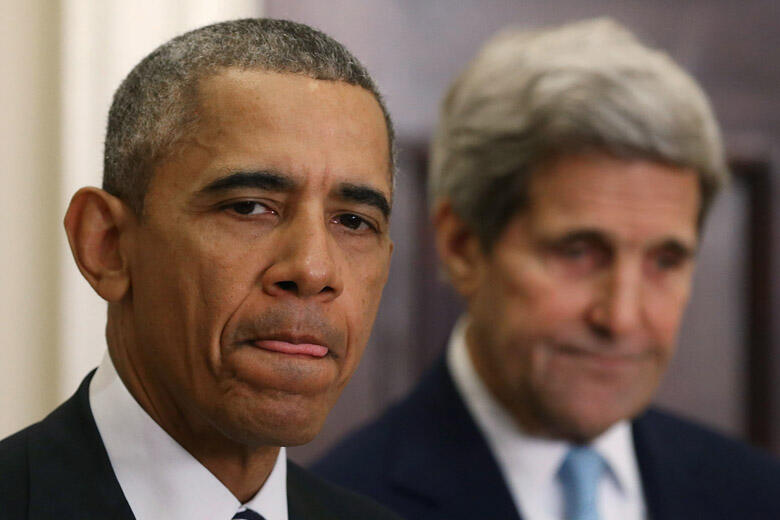 WASHINGTON, DC - NOVEMBER 06: U.S. President Barack Obama, flanked by U.S. Secretary of State John Kerry (R), announces his decision to reject the Keystone XL pipeline proposal, at the White House November 6, 2015 in Washington, DC. President Obama cited 