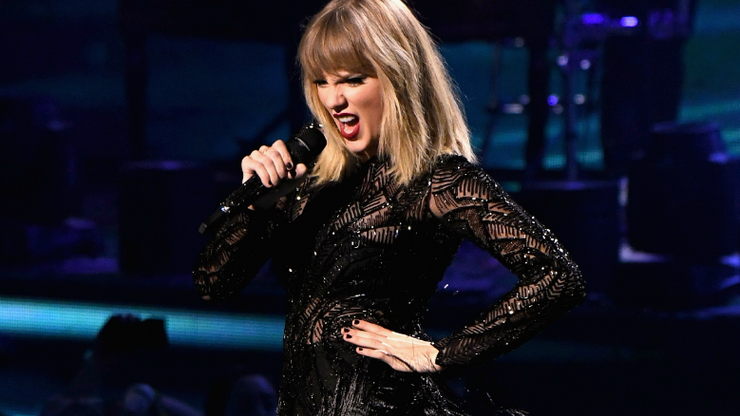 OMG! Taylor Swift Returns to Instagram | American Top 40