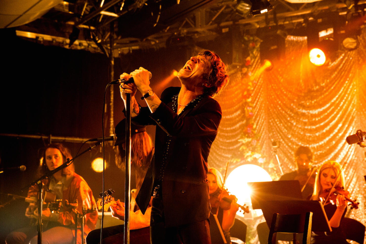 Cage The Elephant