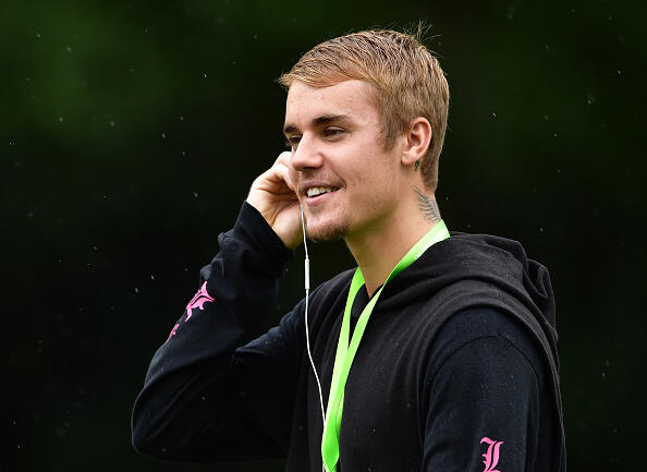 Justin Bieber was spotted at Quail Hollow on Practice Day 2, Tuesday August 8. (Photos by Getty Images)