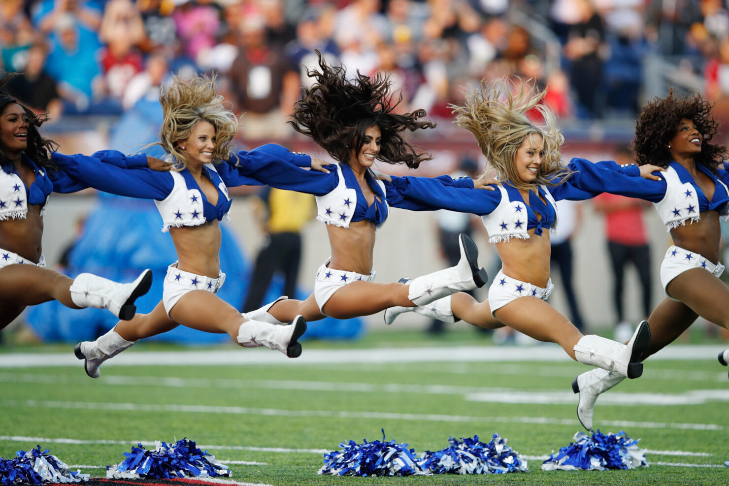 PHOTOS: Sexy NFL Cheerleaders | iHeart