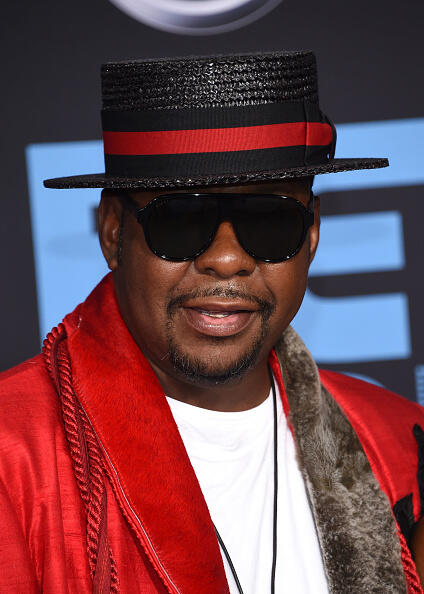 Bobby Brown Takes Credit for Teaching Michael Jackson to Moonwalk ...