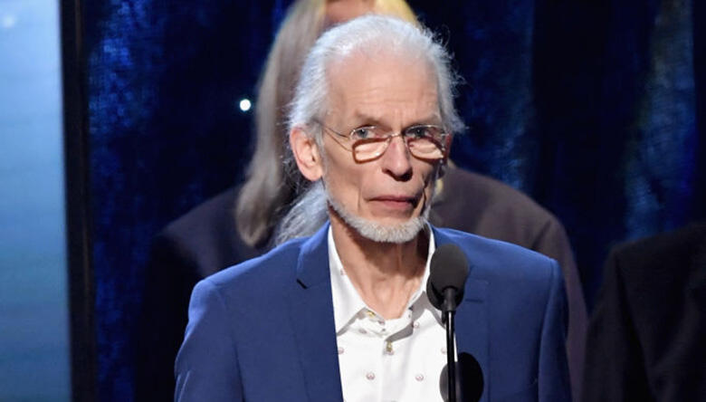 Steve Howe's Son Virgil Dies, Yes Cancel Remaining Tour Dates