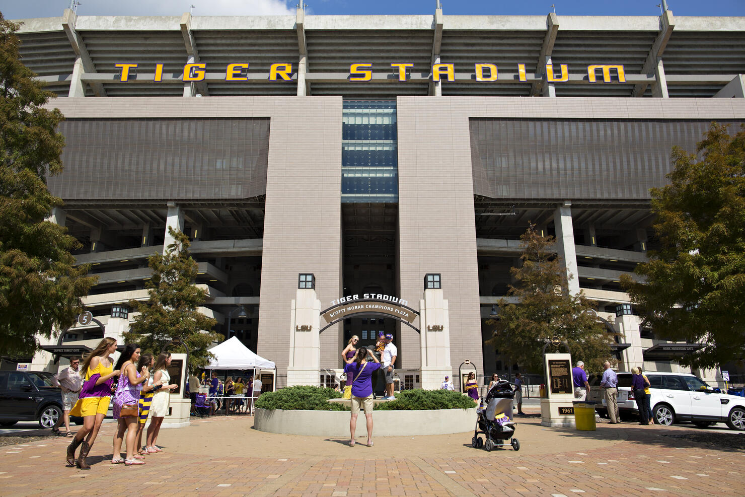 Saints exploring possibility of playing home games at LSU's Tiger