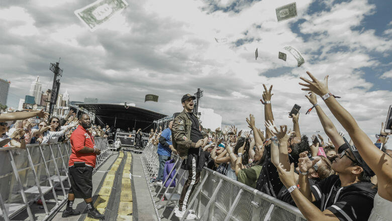 Watch Cheat Codes Make It Rain For The Front Row During