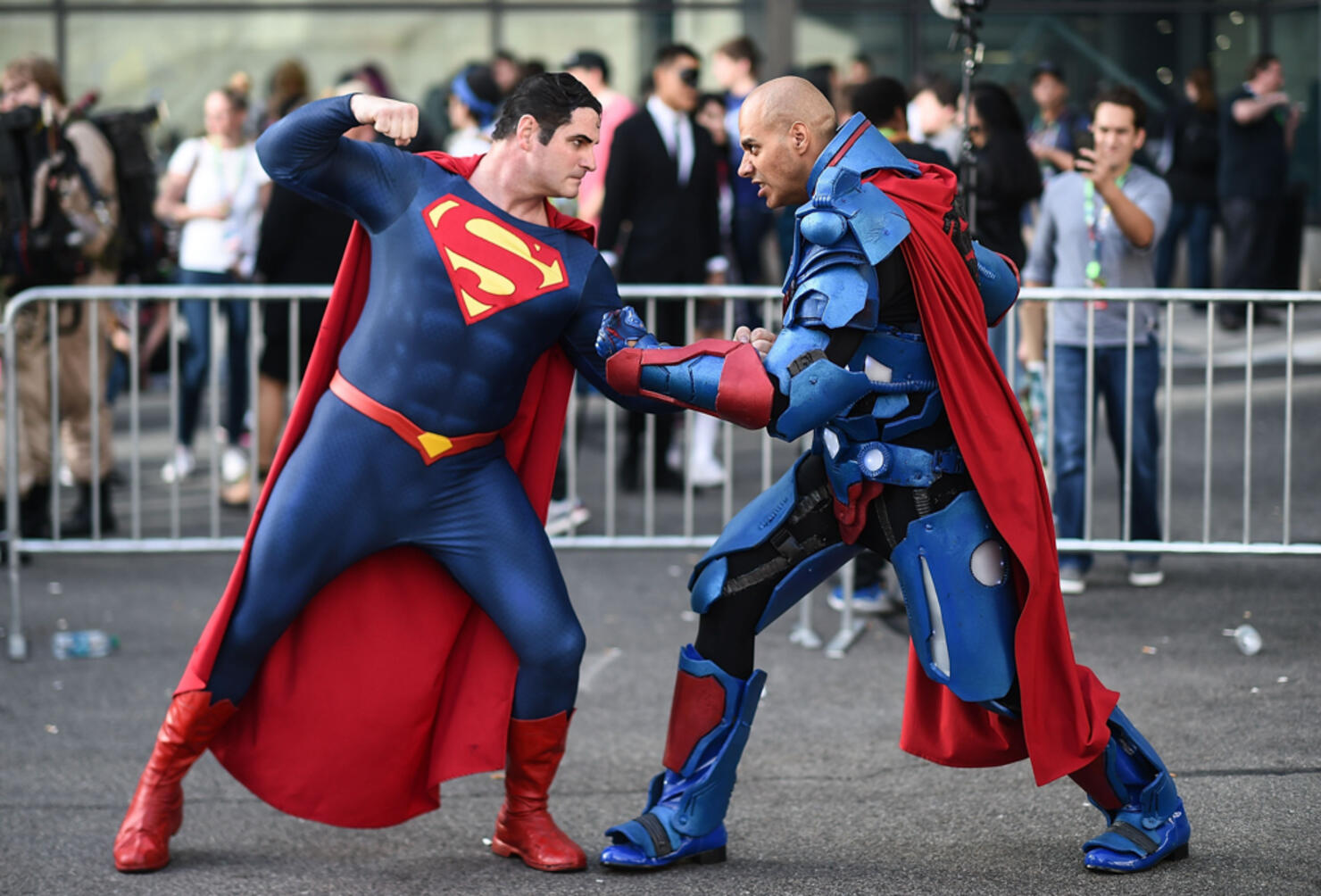 Photos The Most Amazing Costumes From New York Comic Con Iheart 8535