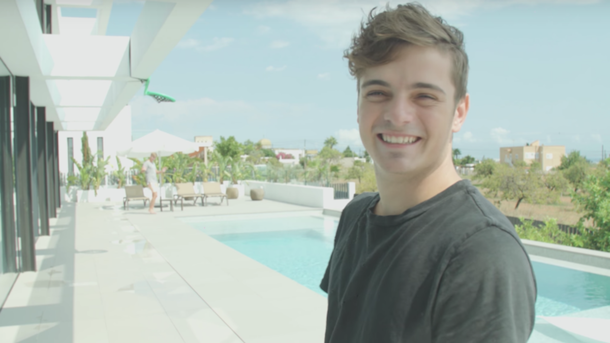 The Martin Garrix Show,' Episode 9: The Superstar DJ's Summer in Ibiza | US  103.5
