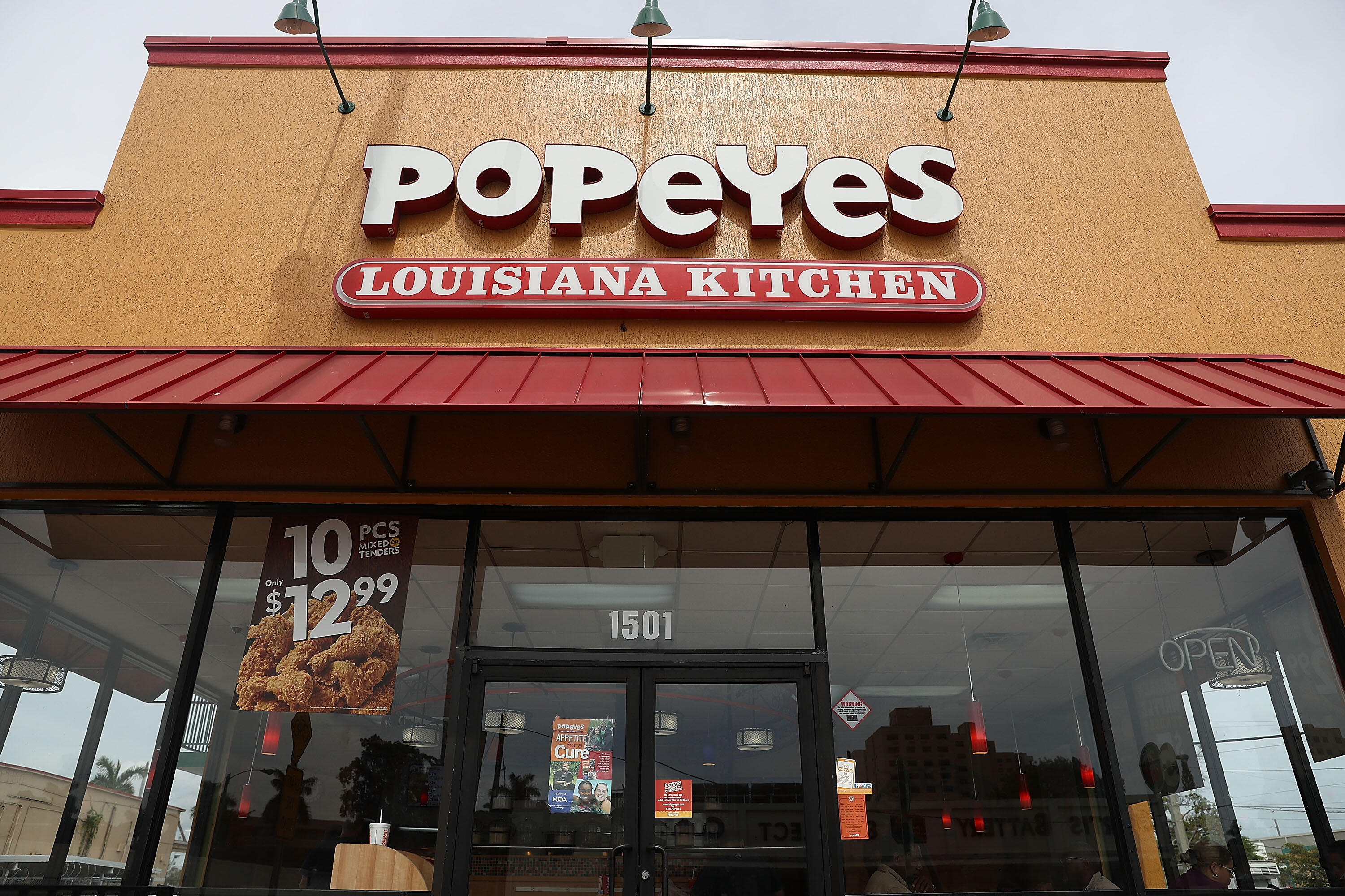 Southern California Restaurant 'Proudly' Sells Popeyes Chicken iHeart