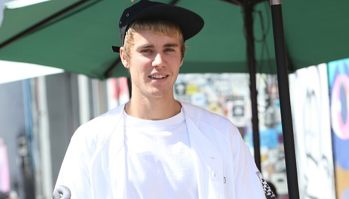 Justin Bieber Reveals Dramatic New Torso Tattoo on Social Media on Channel 933