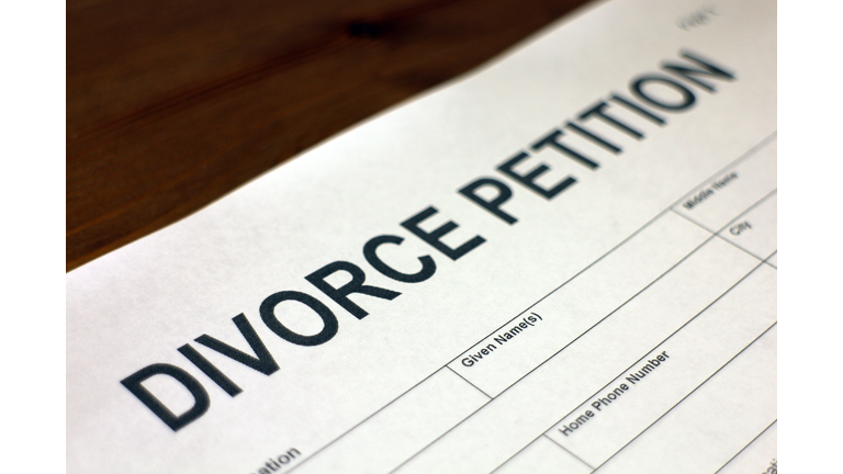 Divorce Petition Getty RF