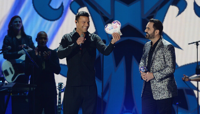 Ricky Martin Honored With iHeartRadio Premio Corazon Latino Award on STAR 94.1