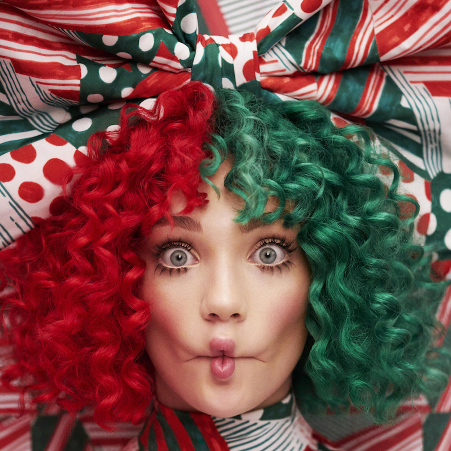 Sia - 'Everyday Is Christmas'
