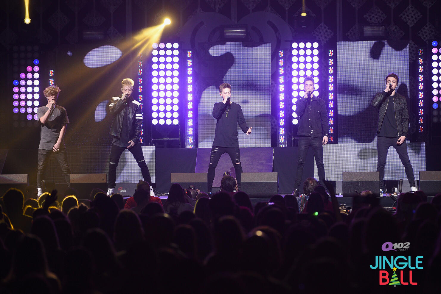 Why Don't We opens up Q102 Jingle Ball 2017