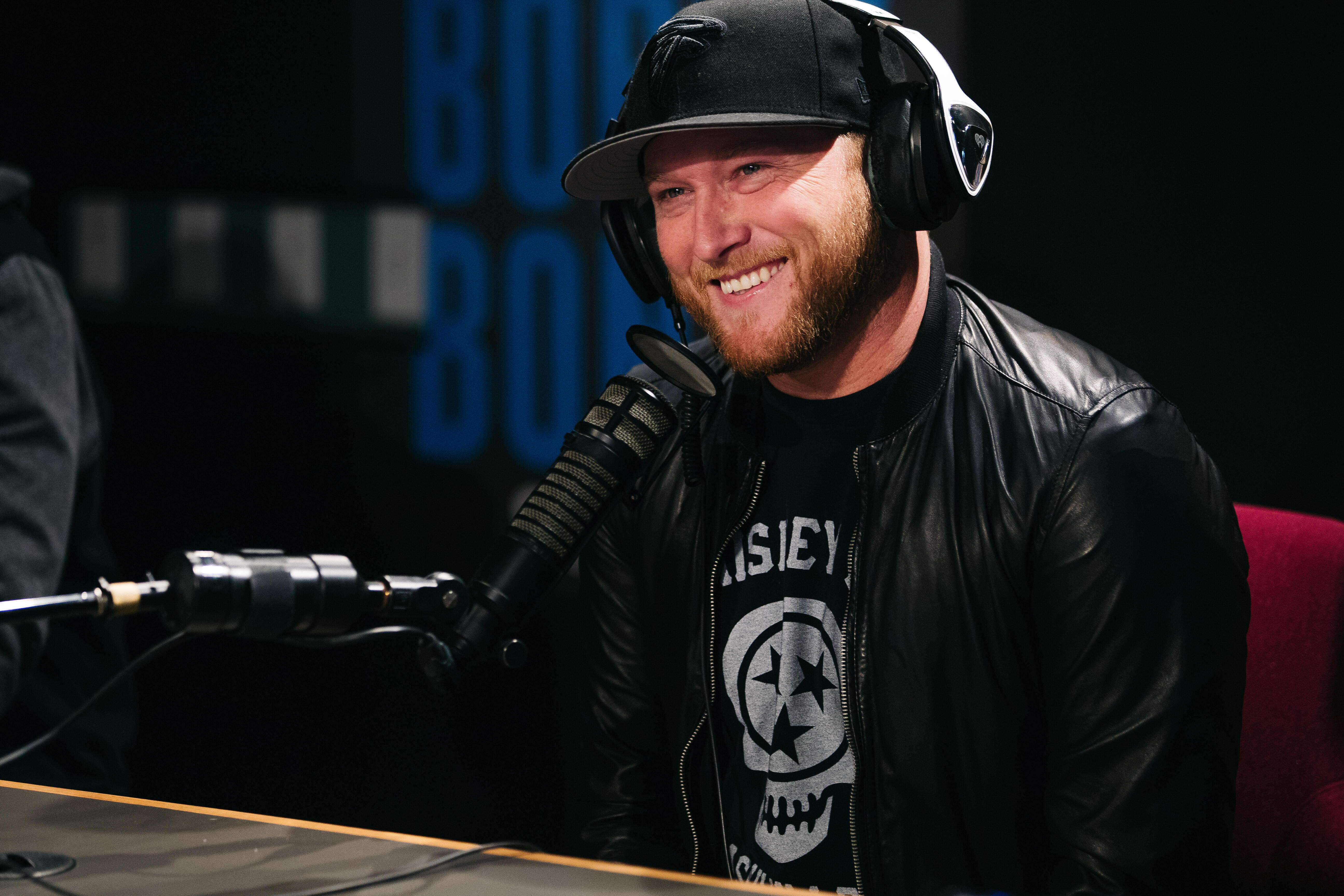 St. Jude Radiothon: Cole Swindell Performs 'You Should Be Here' - Thumbnail Image