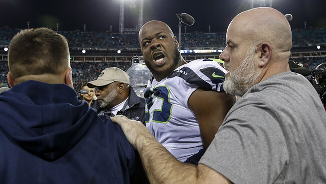 After Fans Taunts Ejected Nfl Player Goes Into Stands