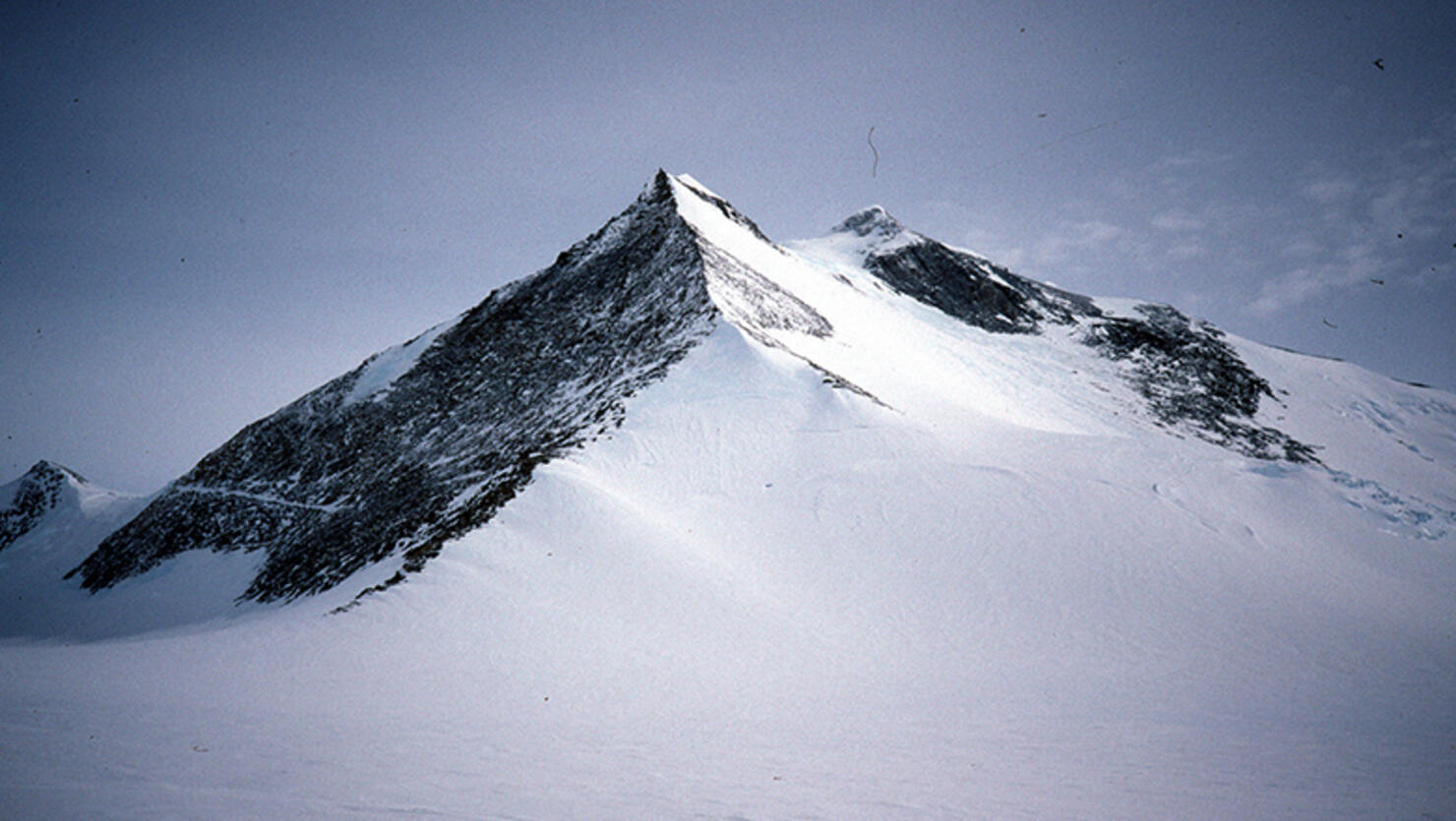 The highest mountain in great. Гора Надежда.