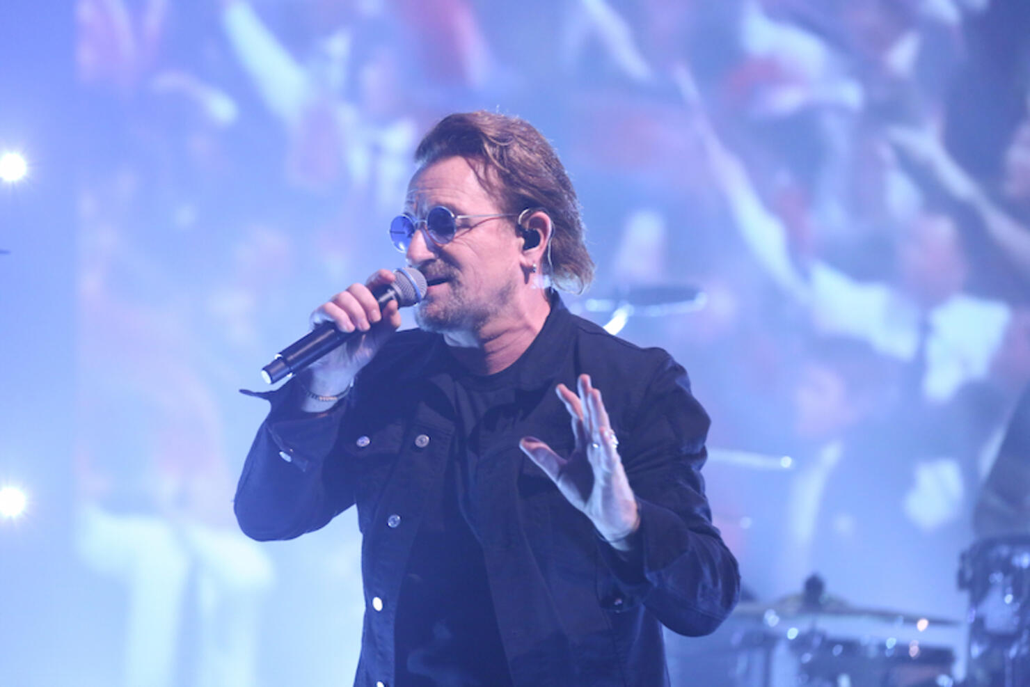 U2