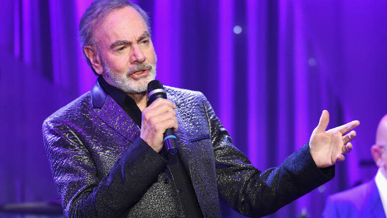 Neil Diamond announces he's retiring from touring after being diagnosed  with Parkinson's Disease - Mirror Online