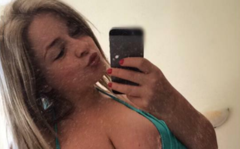 Jasmin Vlassi crowdfunding breast reduction