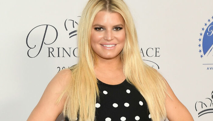 Jessica Simpson Is Being Sued For Posting A Photo Of Herself On Instagram on Channel 933