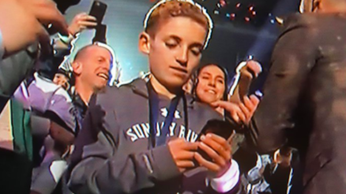 Meet Ryan McKenna, the kid that took a selfie with Justin Timberlake at Super  Bowl LII