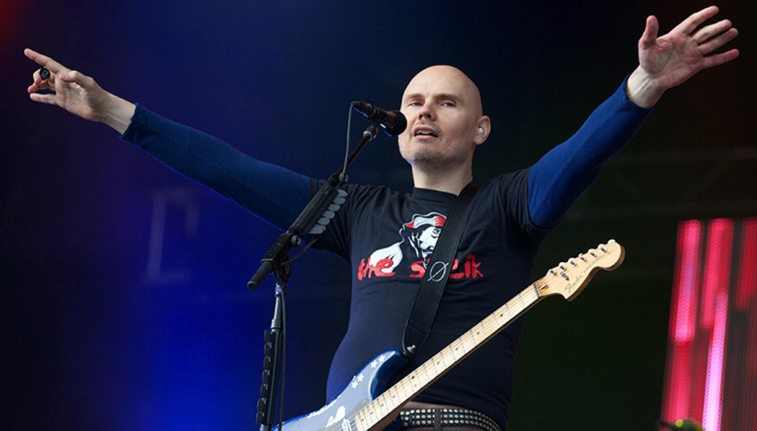 Билли корган. Billy Corgan 2022. Smashing Pumpkins Billy Corgan. Вокалист Smashing Pumpkins.